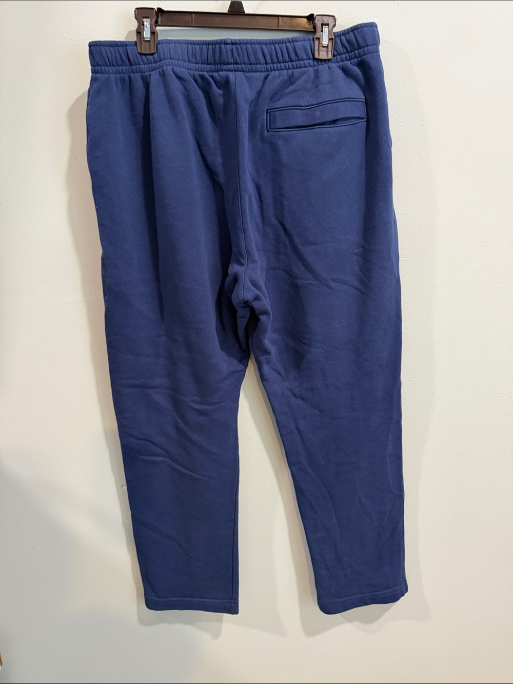 Nike‎ Navy Blue Sweatpants with White Logo - Picture 2 of 3